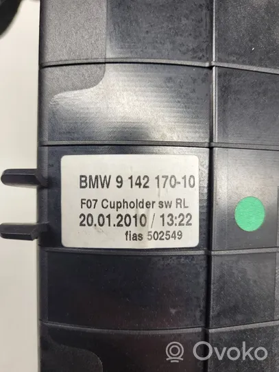 BMW 5 GT F07 Przedni uchwyt na kubek tunelu środkowego 9142170