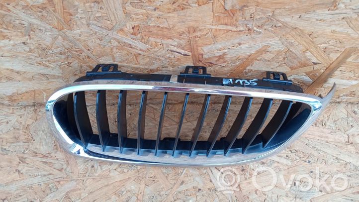 BMW 4 F32 F33 Grille calandre supérieure de pare-chocs avant 7294813