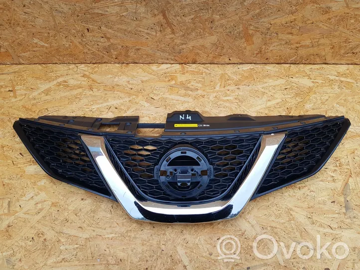 Nissan Qashqai Griglia superiore del radiatore paraurti anteriore 623124EA0D