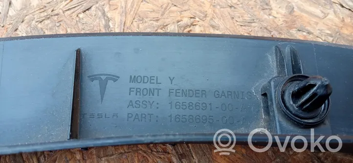 Tesla Model Y Listwa / Nakładka na błotnik przedni 1658695-00-A