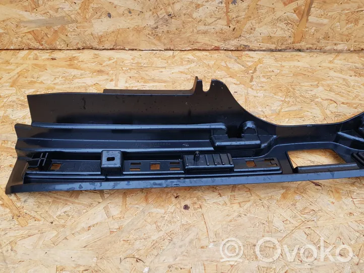 Volvo XC40 Altro elemento di rivestimento bagagliaio/baule 31440884