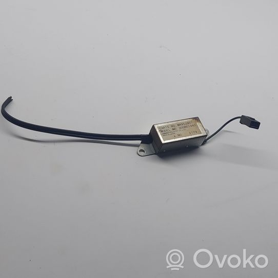 Mitsubishi Pajero Antenos valdymo blokas MR952907