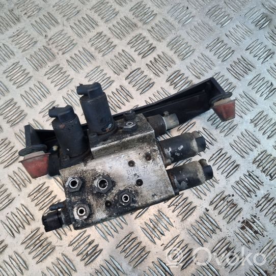 BMW 7 E65 E66 Aktīvā stabilizatora vadības bloks 6758704