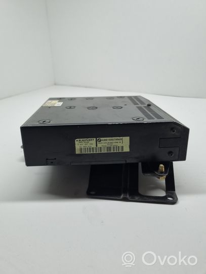 BMW 3 E36 Amplificateur de son 7607667142