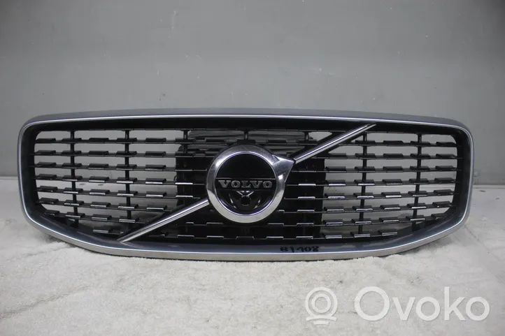Volvo XC60 Griglia superiore del radiatore paraurti anteriore 31457464