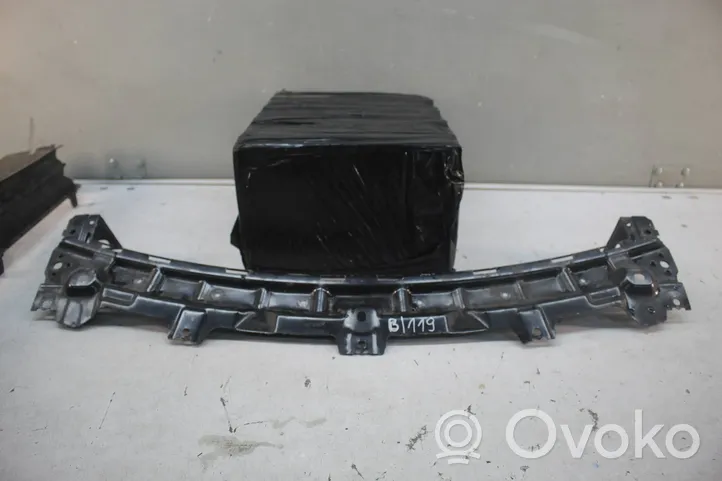 BMW X5 F15 Staffa del pannello di supporto del radiatore parte superiore PC13876101