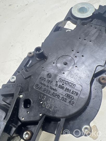 Mercedes-Benz E W211 Motor del limpiaparabrisas trasero A2118200342