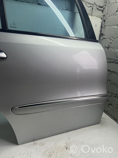 Mercedes-Benz E W211 Aizmugurējās durvis 