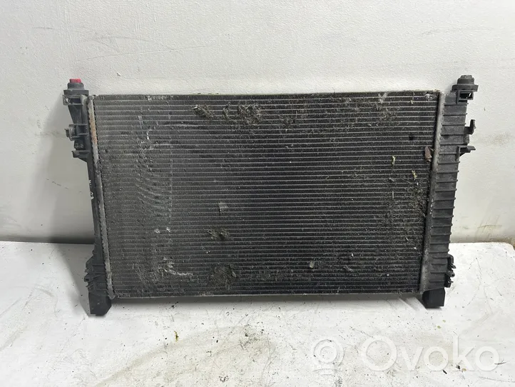 Mercedes-Benz C W203 Radiateur de refroidissement A2035002303