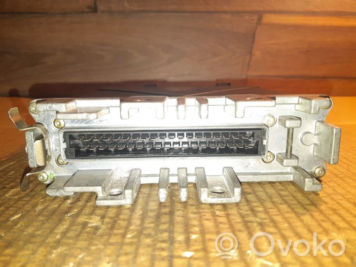 Audi 80 90 S2 B4 Sterownik / Moduł ECU 037906022EE