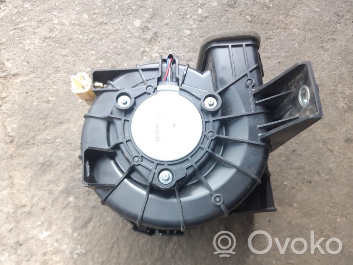 Toyota Yaris Ventilateur de batterie véhicule hybride / électrique G923052040