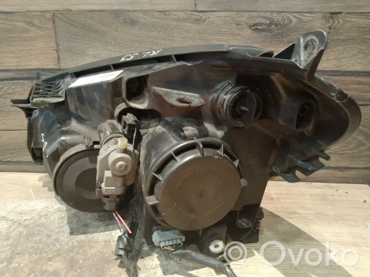 Nissan Qashqai+2 Lampa przednia 1LL01033614