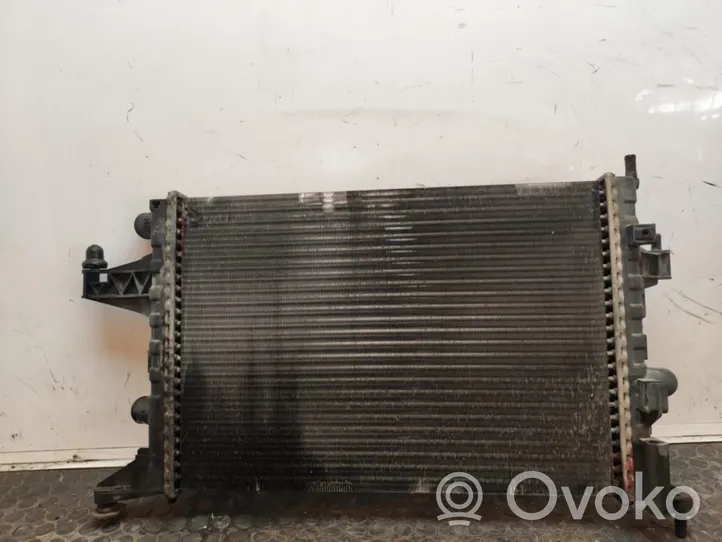 Opel Tigra B Coolant radiator 24445161