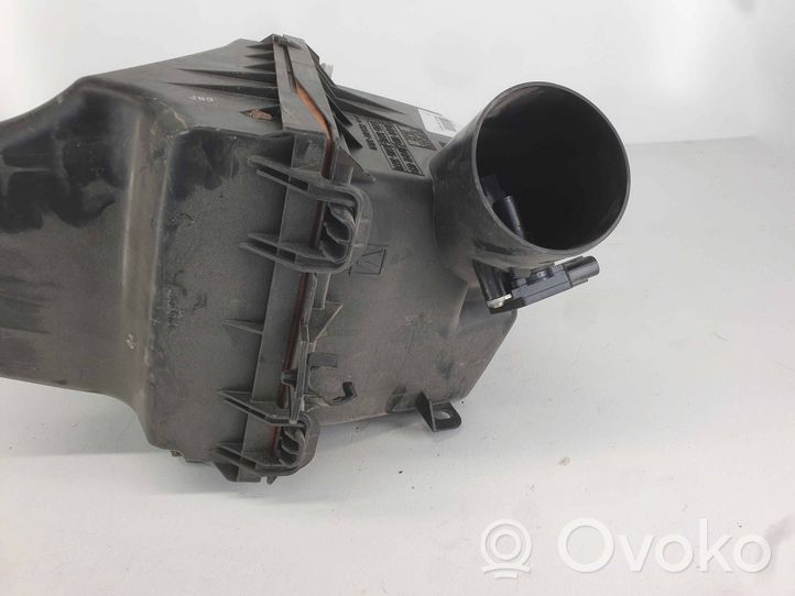 Toyota RAV 4 (XA40) Scatola del filtro dell’aria 1770036320