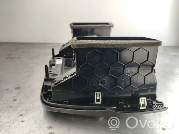 Volvo XC60 Griglia di ventilazione centrale cruscotto 31417738