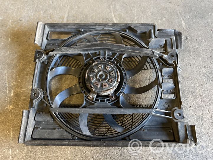 BMW 5 E39 Ventilateur, condenseur de climatisation 8380780