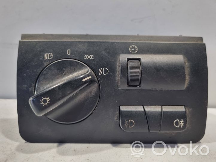 BMW X5 E53 Interrupteur d’éclairage 6D05