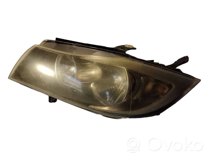 BMW 3 E90 E91 Lampa przednia 6942723