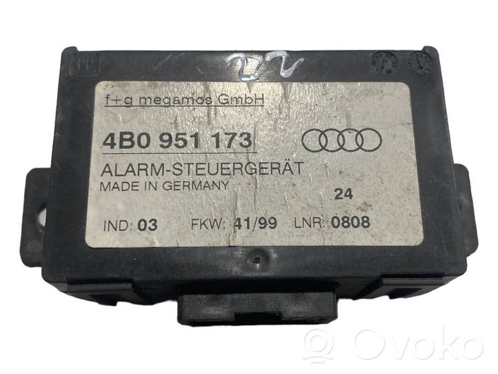 Audi A6 S6 C5 4B Signalizacijos valdymo blokas 4B0951173