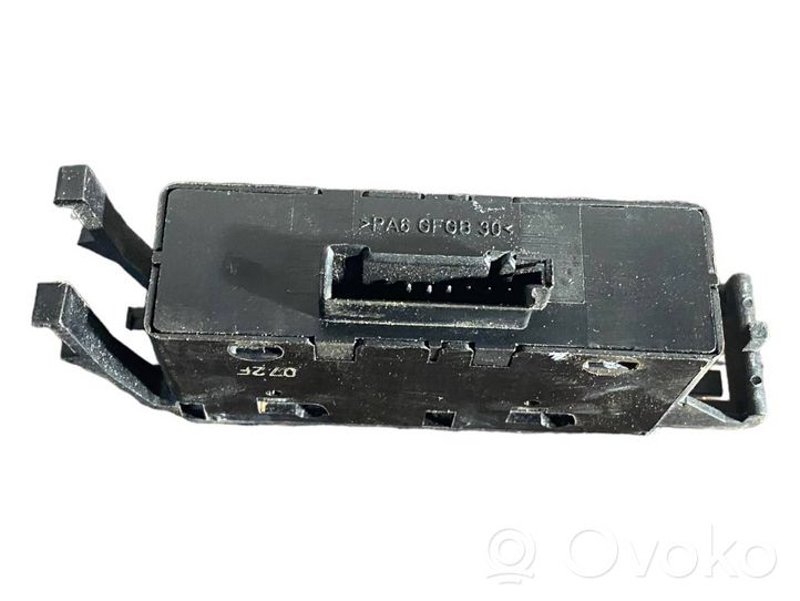 BMW 3 E46 Interruttore di controllo dell’alzacristalli elettrico 8381514