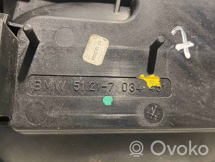 BMW 5 E60 E61 Support poignée extérieur de porte avant 7034451