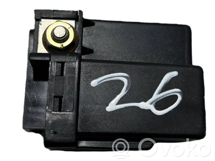 2246919 BMW 5 E39 Glow plug preheat relay, 16.00 € RRR