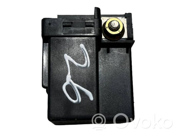 2246919 BMW 5 E39 Glow plug preheat relay, 16.00 € RRR