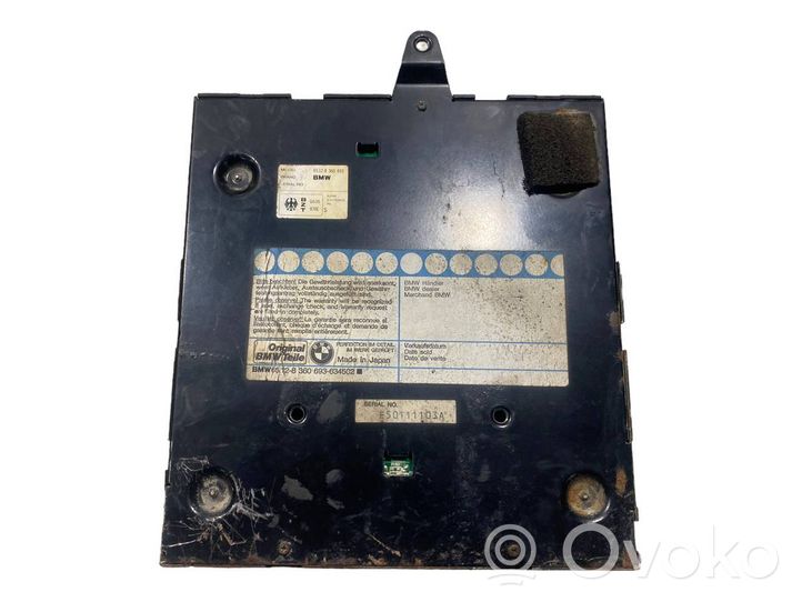 BMW 3 E36 Amplificateur de son 65128360693