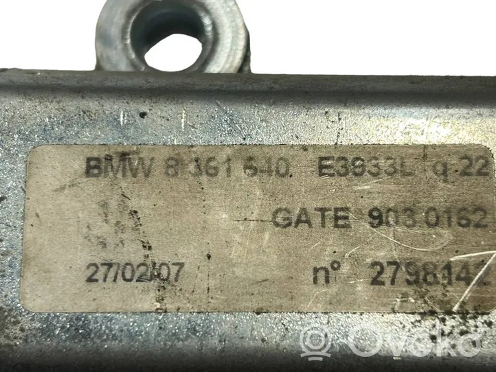 BMW 5 E39 Silniczek wycieraczki szyby tylnej 8361640
