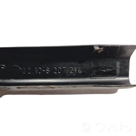 BMW 7 E38 Rivestimento del binario sedile anteriore del passeggero 8207214