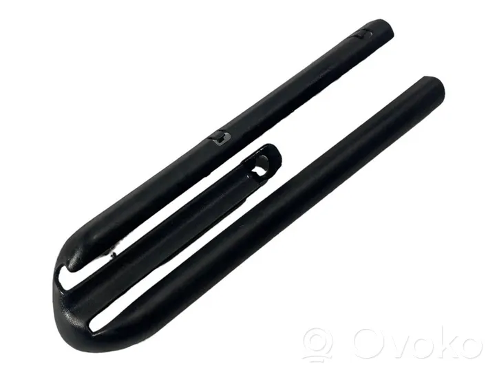 BMW 7 E38 Rivestimento del binario sedile anteriore del passeggero 8207214