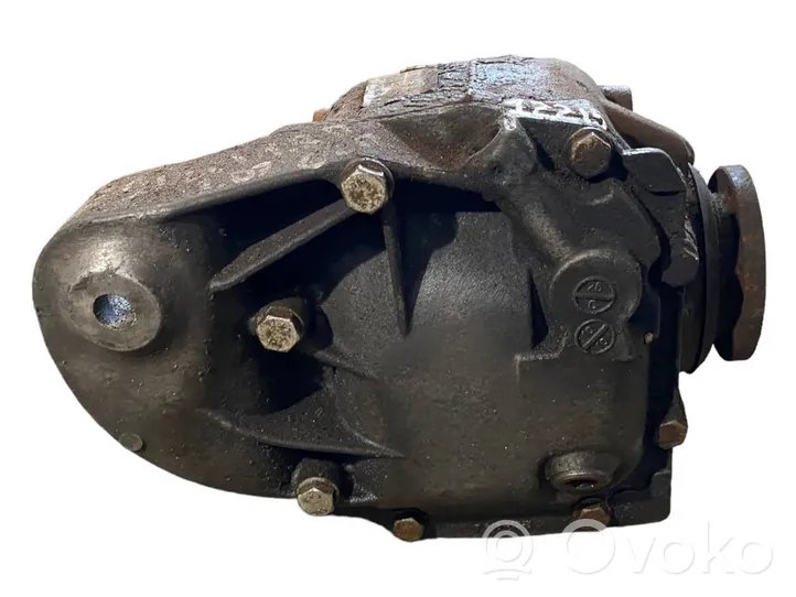 BMW 3 E90 E91 Rear differential 7598855