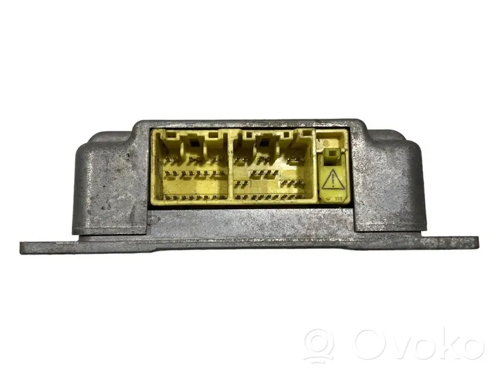 Mitsubishi Pajero Oro pagalvių valdymo blokas 1523003430