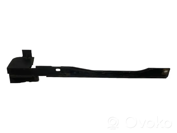 BMW 5 E34 Staffa del pannello di supporto del radiatore 2243909