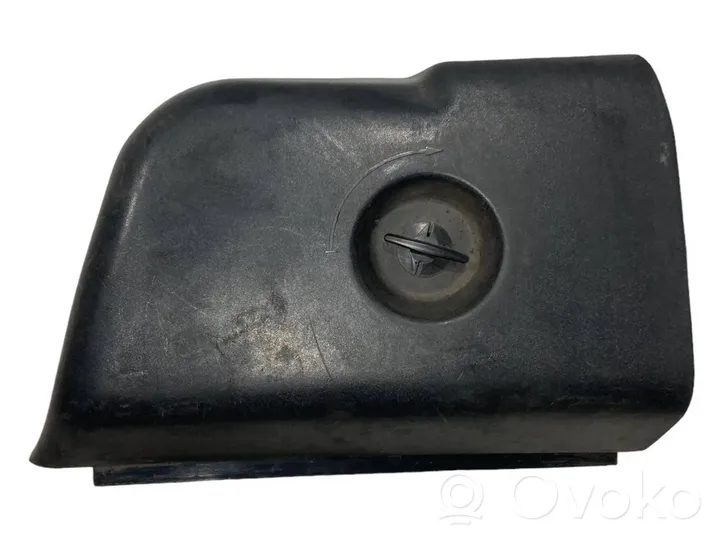 BMW 3 E36 Galinio žibinto detalė 8122477