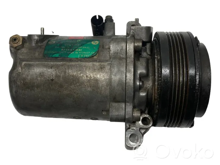 BMW 3 E46 Ilmastointilaitteen kompressorin pumppu (A/C) 8386650