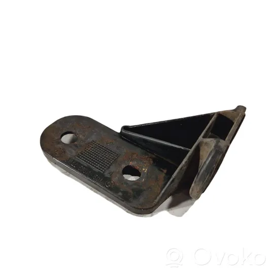 BMW 3 E36 Staffa di rinforzo montaggio del paraurti anteriore 8122578