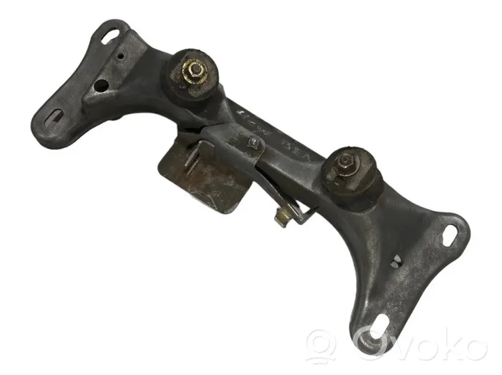 BMW 3 E46 Supporto di montaggio scatola del cambio 6757103