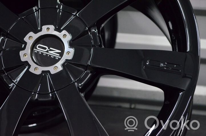 Audi Q7 4M R18 alloy rim 