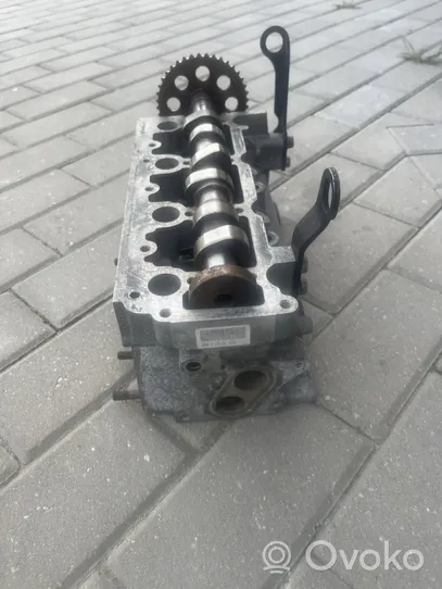 Volkswagen Fox Culasse moteur R2242153