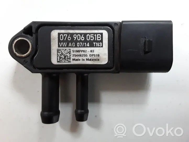 Volkswagen Touran II Exhaust gas pressure sensor 076906051B