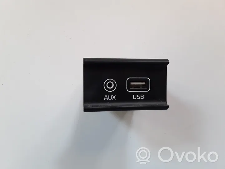 KIA Niro USB-pistokeliitin 96120G5100