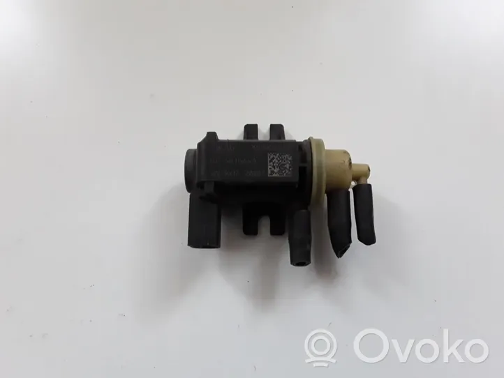 Audi Q3 8U Turboahtimen magneettiventtiili 1K0906627B