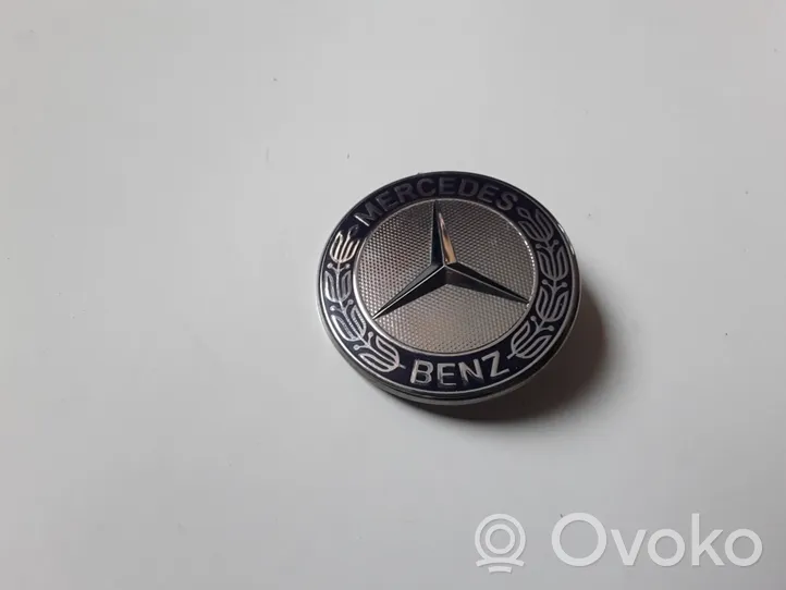 Mercedes-Benz C W204 Emblemat / Znaczek 1298880116