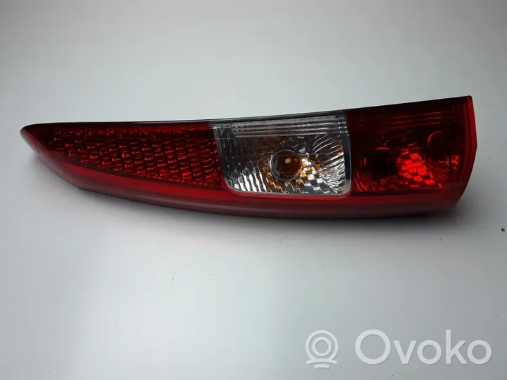 Volvo XC70 Lampy tylnej klapy bagażnika 30722645