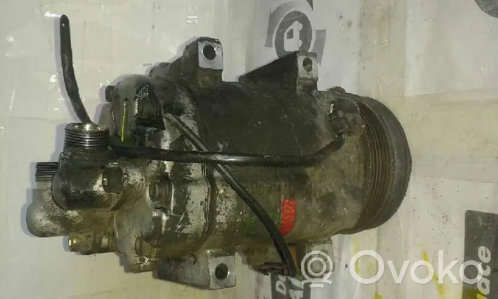 Audi 80 90 S2 B4 Ilmastointilaitteen kompressorin pumppu (A/C) 8A0260805AD