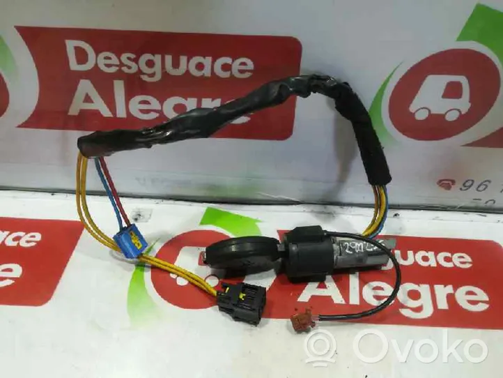 Citroen Xsara Picasso Lecteur de carte 9641551180