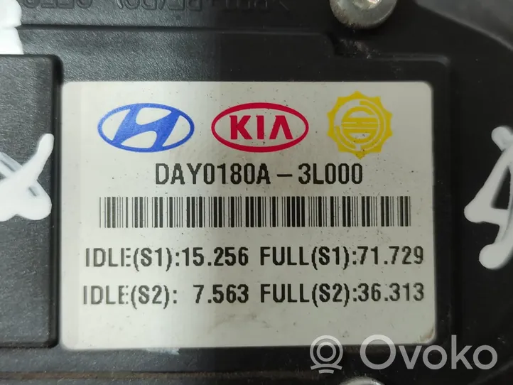 Hyundai Sonata Pédale d'accélérateur DAY0180A3L000