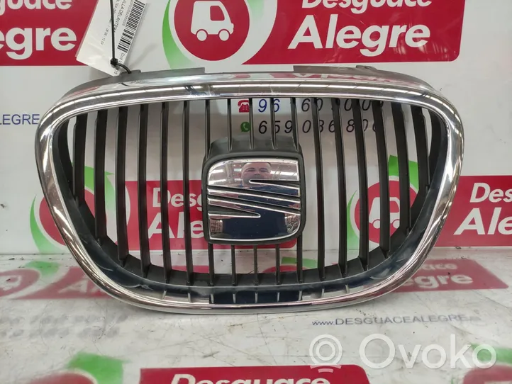 Seat Altea Atrapa chłodnicy / Grill 5P0353654