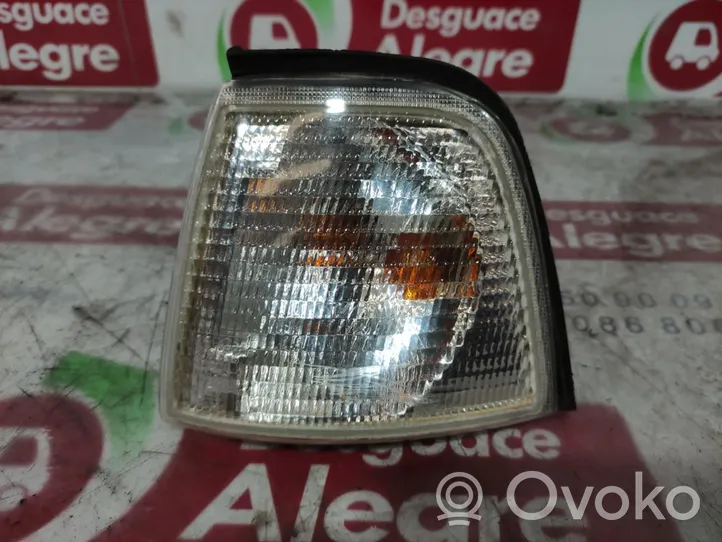 Audi 80 90 B3 Faro/fanale 811953049